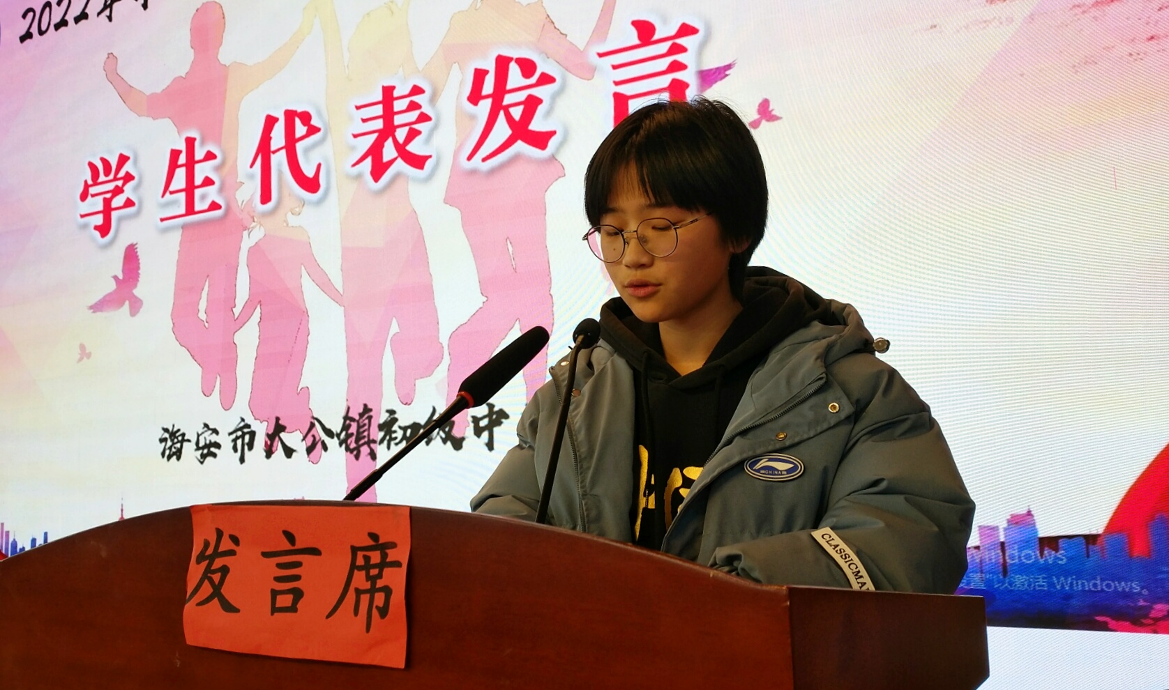 9d7af90f6fe846bb8f49035f16cf9520.jpg